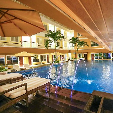 Sylvia Hotel Premier Kupang Kupang  Kültér fotó