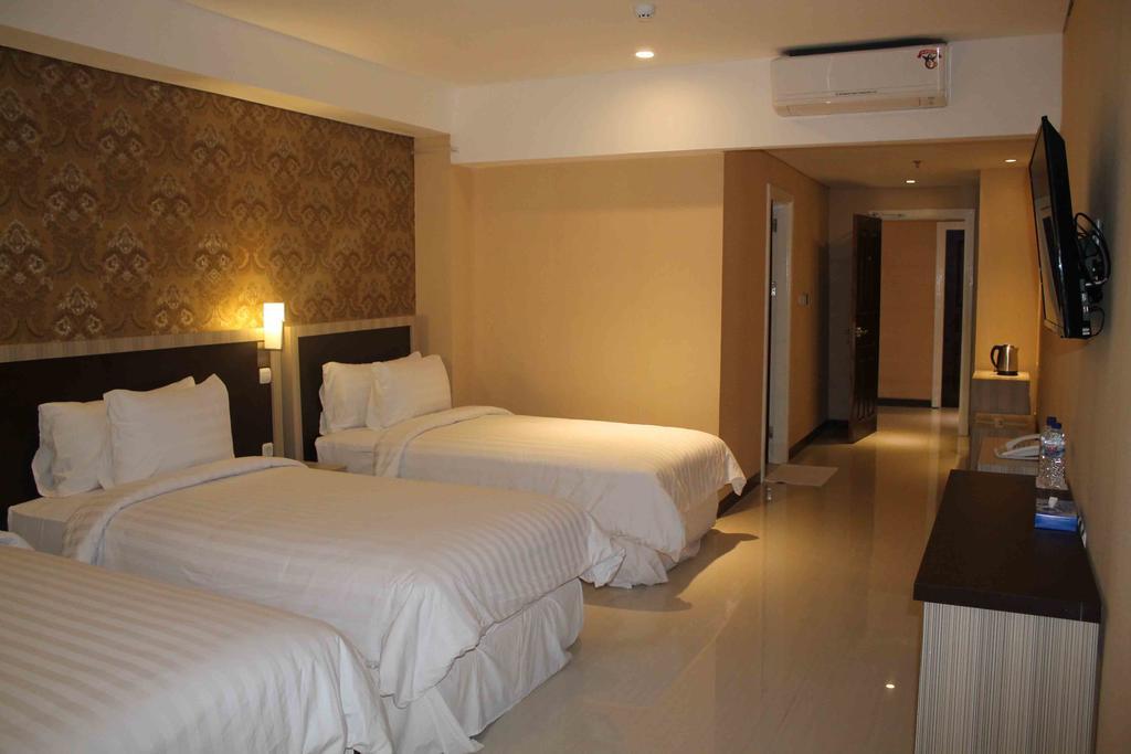 Sylvia Hotel Premier Kupang Kupang  Szoba fotó