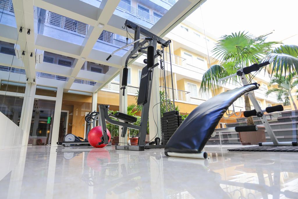 Sylvia Hotel Premier Kupang Kupang  Kültér fotó