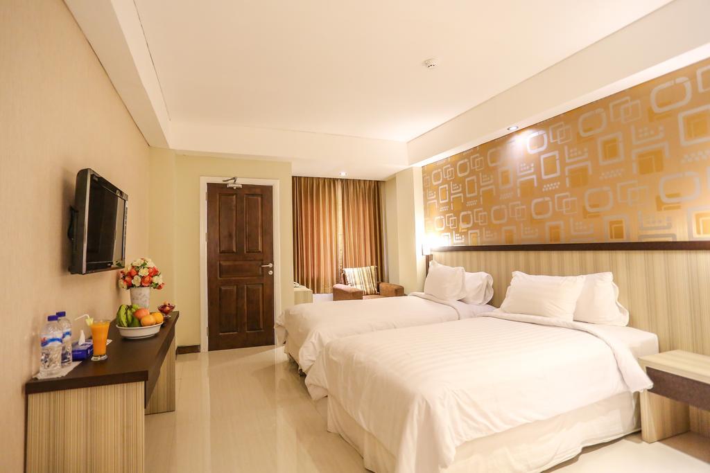 Sylvia Hotel Premier Kupang Kupang  Szoba fotó