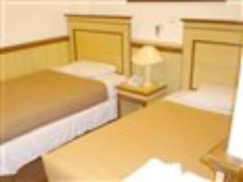 Sylvia Hotel Premier Kupang Kupang  Kültér fotó